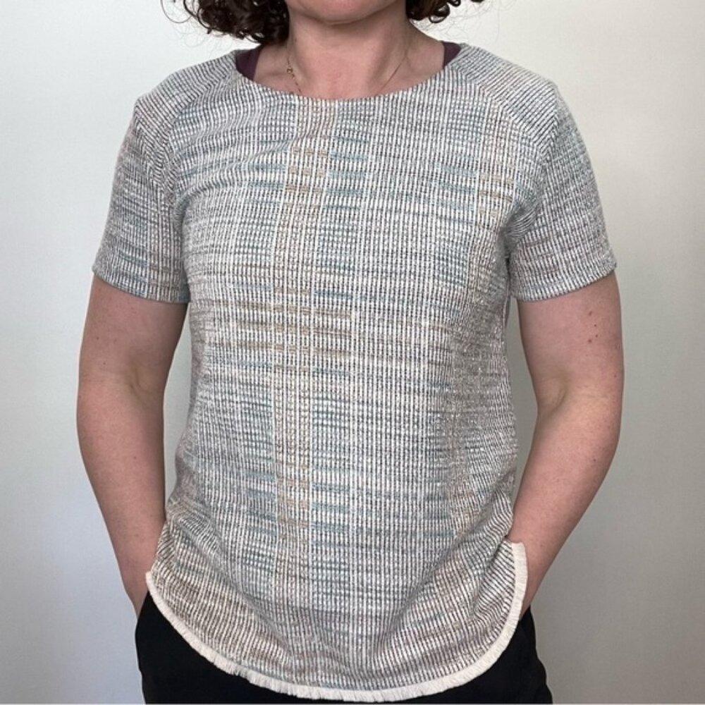 W5 Anthropologie Fringe Hem Short Sleeve Top Sz S